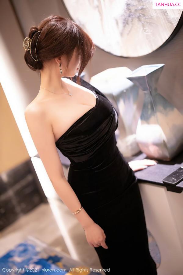 杨晨晨 sugar小甜心CC [XiuRen]高清写真图 2021.03.09 No.3184 杨晨晨sugar第10张图片